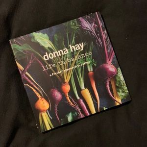 NWT Life In Balance - Donna Hay